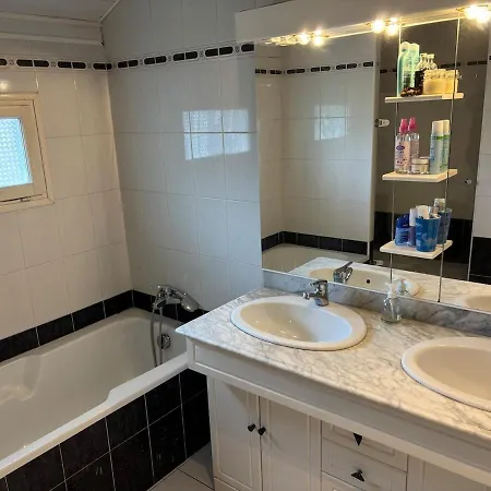 בית נופש Maison Familiale A Louer *